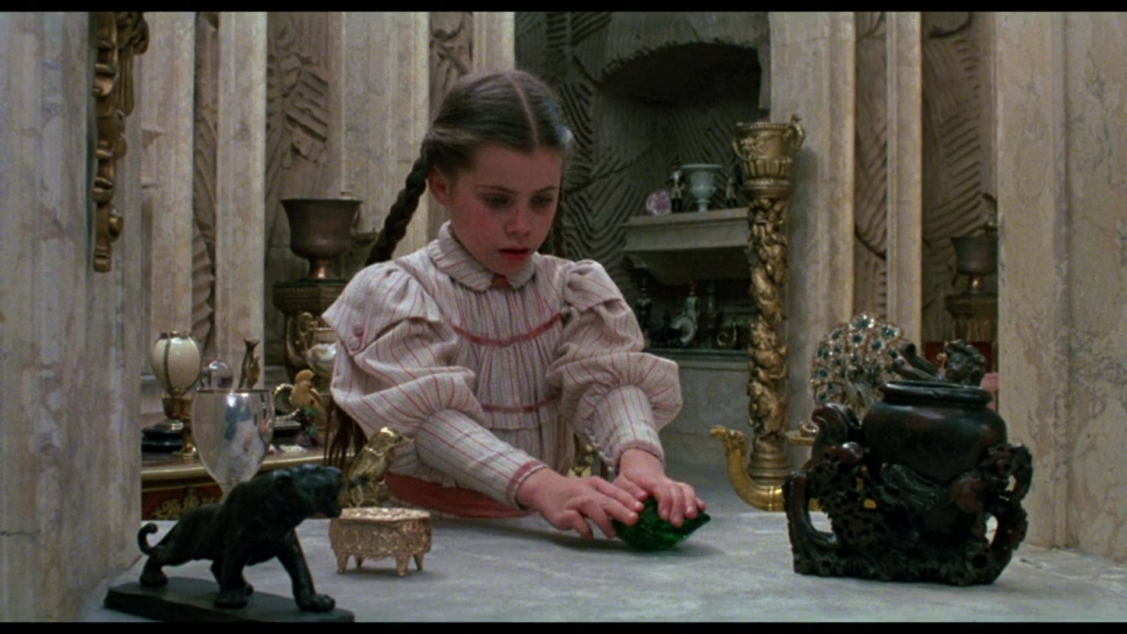 Dorothy examining The Scarecrow ornament